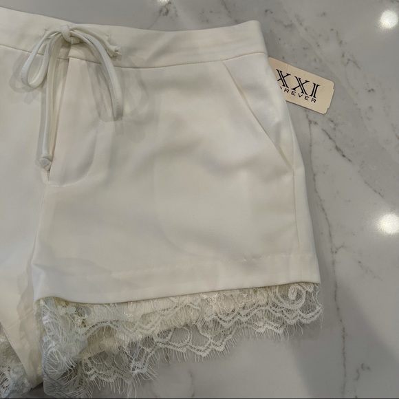 NWT Forever 21 off white lace hem shorts - Picture 9 of 16